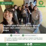Don José junto al equipo de ONG Trekan en Punta Arenas, al iniciar una nueva etapa en el Programa Vivienda Primero.